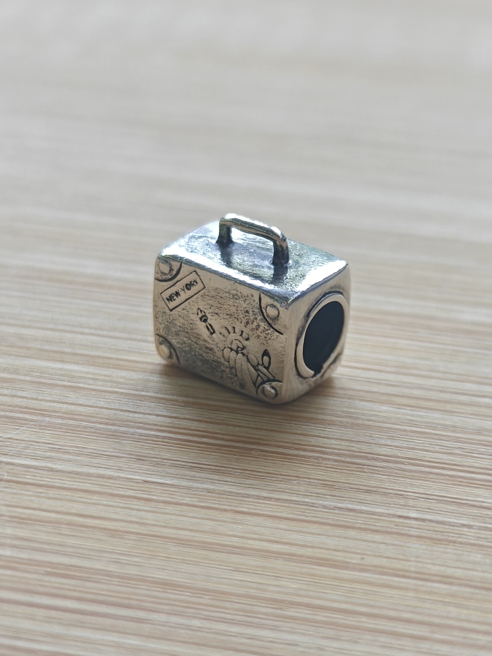 Rare Silver New York Suitcase Silver Travel Charm - Pandora Bracelet Compatible